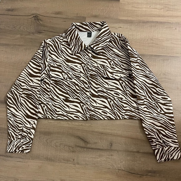 Zebra Crop Jacket - Picture 5 of 10